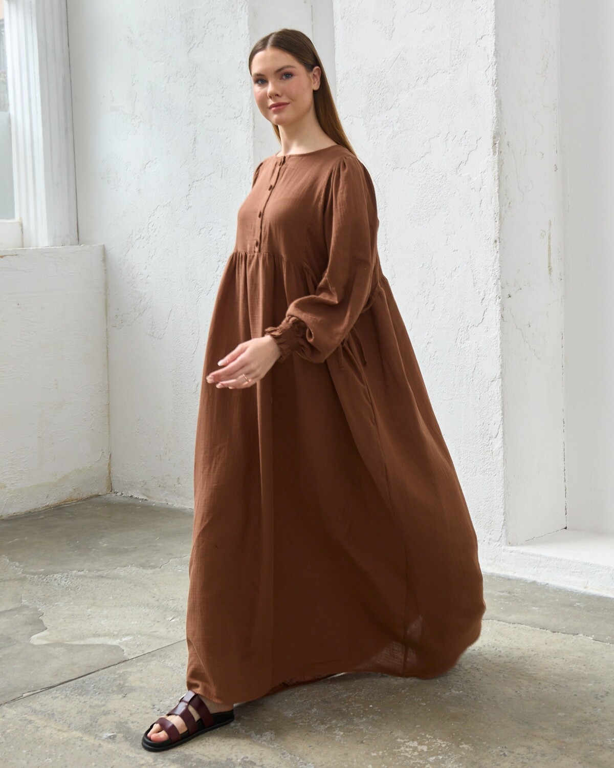 0078 Müslin Belden Bağlamalı Elbise Kahverengi - 4