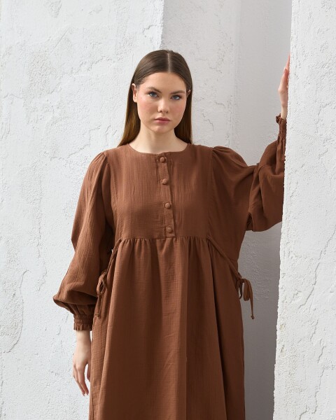0078 Müslin Belden Bağlamalı Elbise Kahverengi - 6
